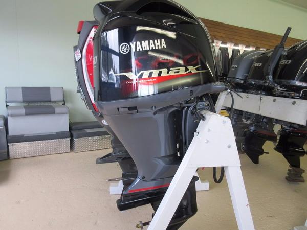 Yamaha Suzuki Outboard boat Engines sale for European